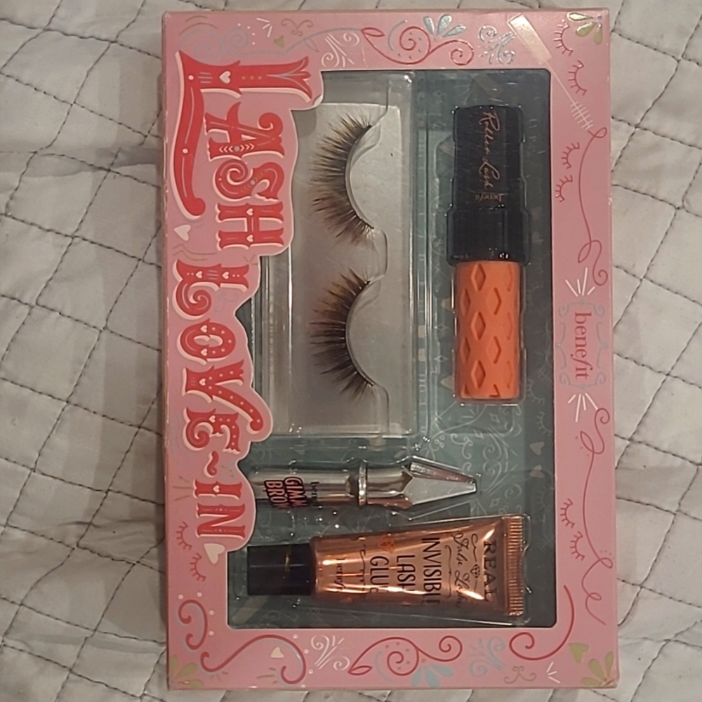 Benefit falsies gift box including mini mascara and gimme brow shade 3